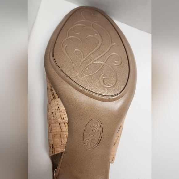 Euro soft by soft sling back peep toe heels cork uppers with gold Flecks 10 M - Picture 10 of 10